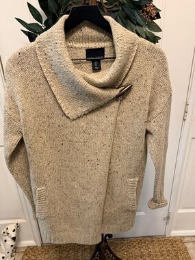 Cynthia Rowley Taupe Wool Blend Wrap Shawl Collar Toggle Chunky Knit Cardigan S